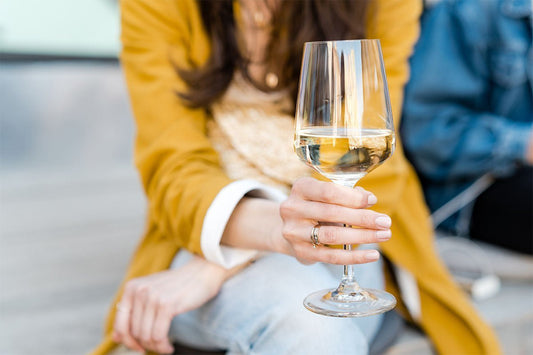 What to Drink on a Vegan Diet - Wise Bartender