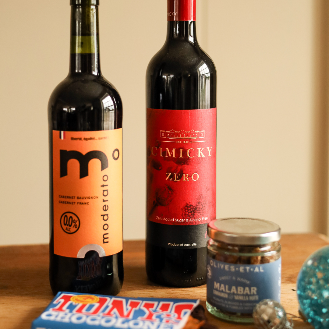 Alcohol Free Red Wine, Chocolate & Nuts in Gift Box