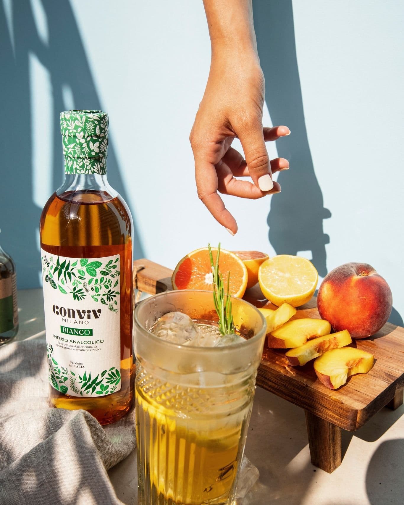 Conviv Blanco Alcohol Free Vermouth Style Spirit &#x28;0.0% ABV&#x29;