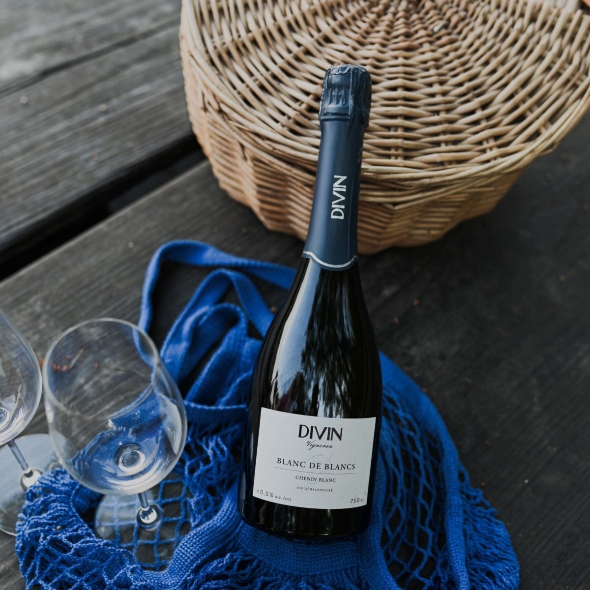 DIVIN Vigneron Blanc de Blancs Sparkling Wine | Alcohol-Free Chenin Blanc | 750ml - Wise Bartender - wine