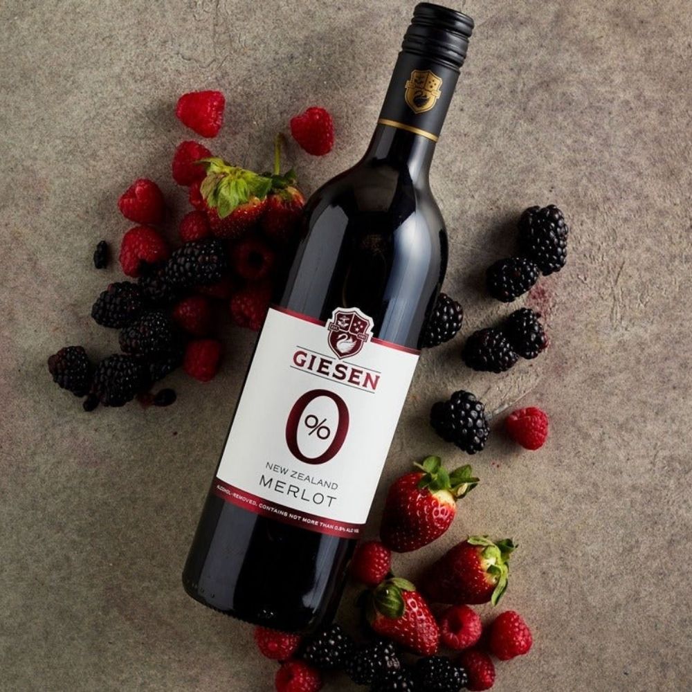 Giesen 0% Merlot Alcohol - Free Red Wine (0.0% ABV) - Wise Bartender - wine