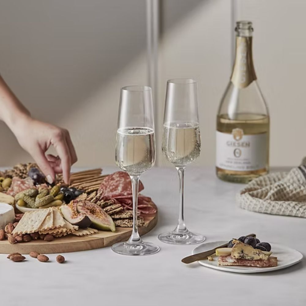 Giesen Brut Alcohol Free Sparkling White Wine (0.0%ABV) - Wise Bartender - wine