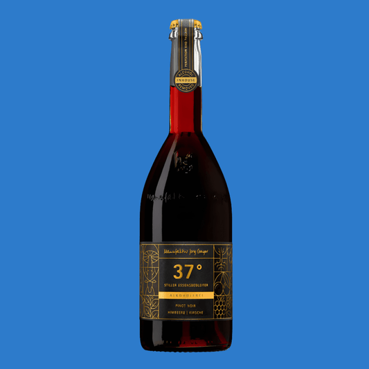 Jörg Geiger 37° Pinot Noir Alcohol Free Red Wine (0.5% ABV) 750ml & 375ml - Wise Bartender - wine