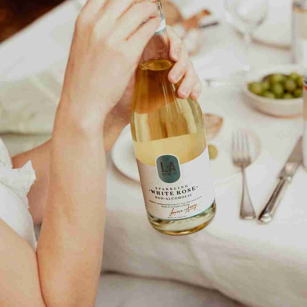 LA Brewery Sparkling White Rose Non - Alcoholic Drink (0.5% ABV) - Wise Bartender - wine