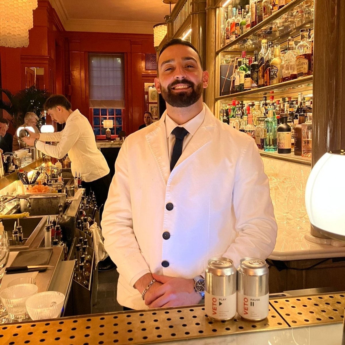 VETO PAUSE | Alcohol‑Free Vegan Lager | 0.5% ABV - Wise Bartender - 